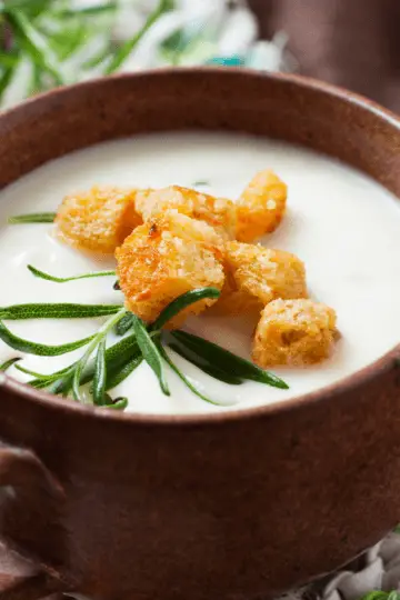 Cheesy Cauliflower Soup