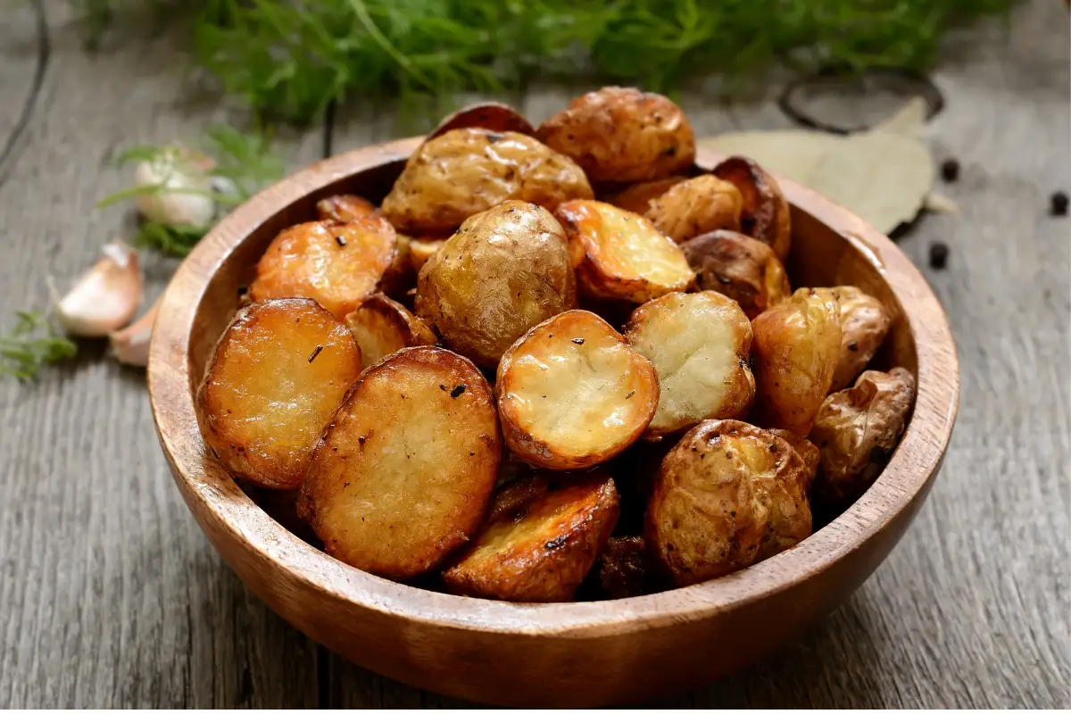 Crispy Roast Potatoes - Simple Home Cooked Recipes