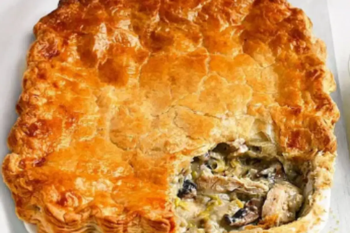 Chicken Mushroom Pie Recipe - Simple Home Cooked Recipes