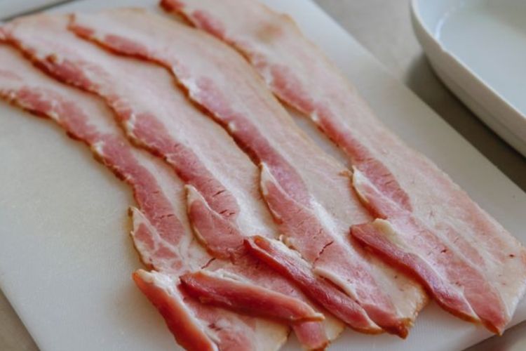 Regular cut bacon 