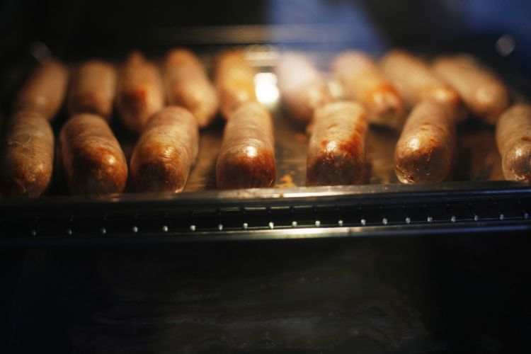 cooking chicken sausage in the oven